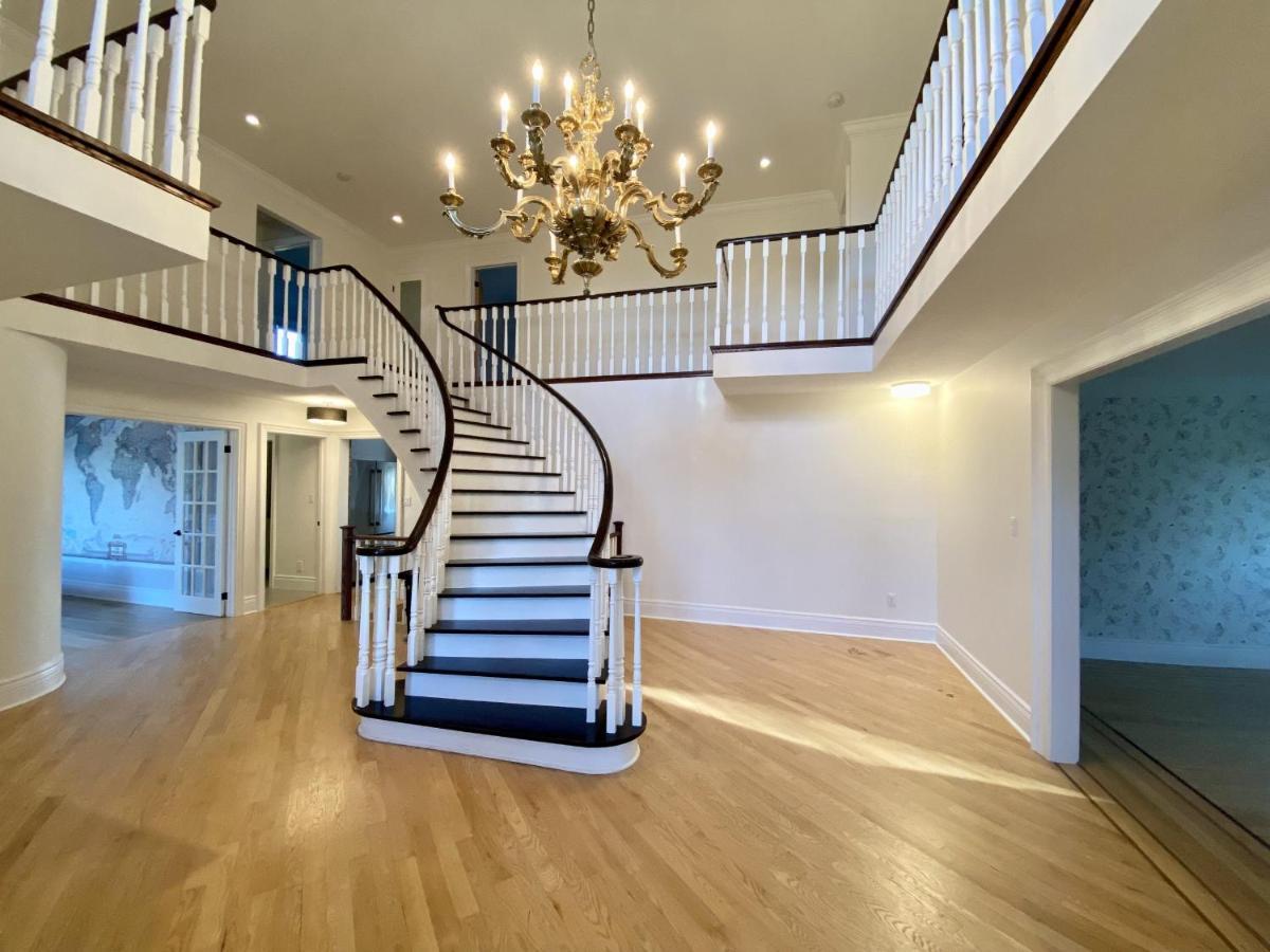 5000+ Sqft Cottage Near Toronto Bolton Εξωτερικό φωτογραφία